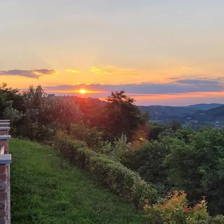 Bed & Breakfast La- Bellavista Santo Stefano Belbo