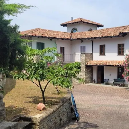 La- Bellavista 3* سانتو ستيفانو بيلبو