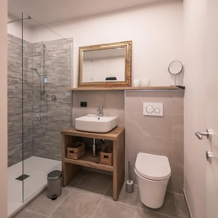 Bed and breakfast La- Bellavista 3*