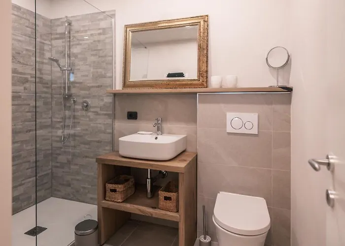 فندق مبيت وإفطار La- Bellavista 3*